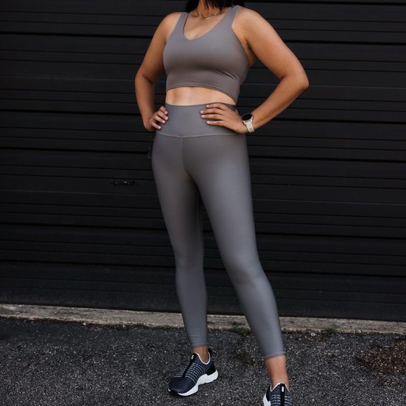 ALO YOGA 7/8 Airlift Leggings Anthracite Gray Size XS - Picture 1 of 3